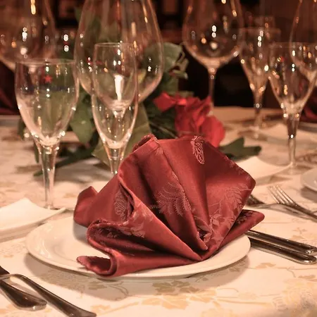 오베르주 가글리오티 호텔