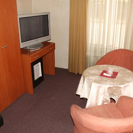 Отель Gaglioti 3*